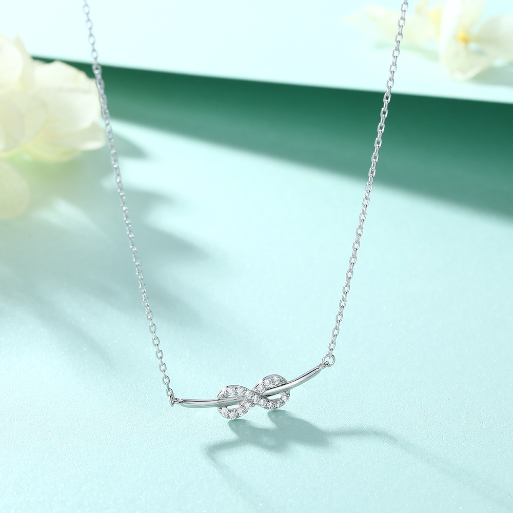 Endura_necklace_silver_malorna-04