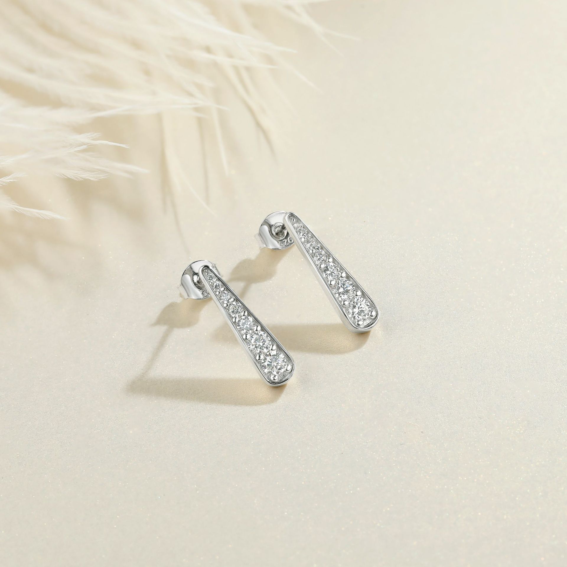 Rinna_earrings_silver_malorna-02