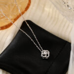 Camellia_halsband07